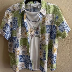 VINTAGE Alfred Dunner Floral Hawaiian Button Front Short Sleeve Shirt Top Sz 8